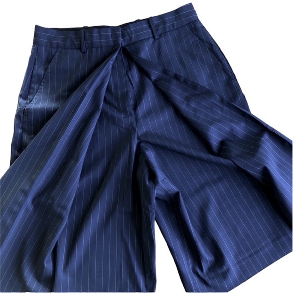 Jean Paul Gaultier dark navy pinstriped knee length pants - Picture 6 of 10